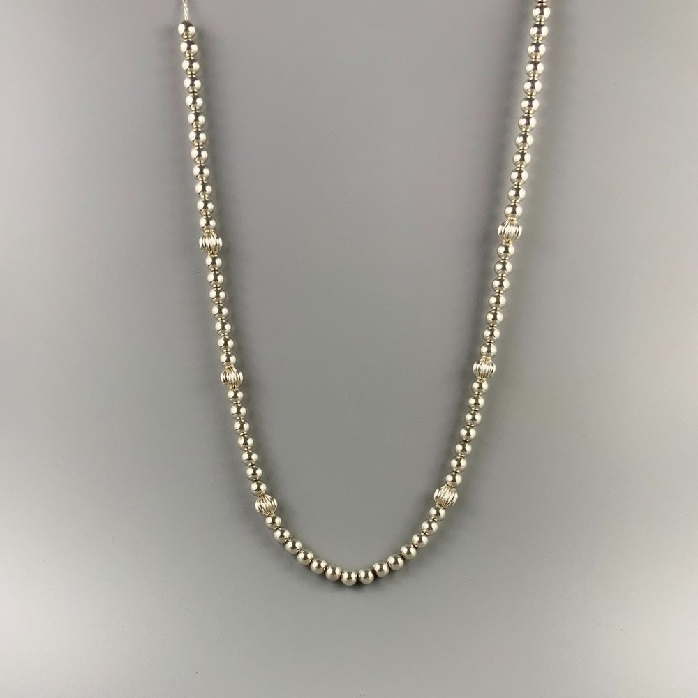 Vintage Sterling Silver Round Ball Bead Necklace - Picture 2 of 3